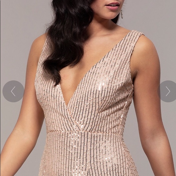 Rose Gold Sequin Dress Gown. Size Medium - Picture 5 of 8